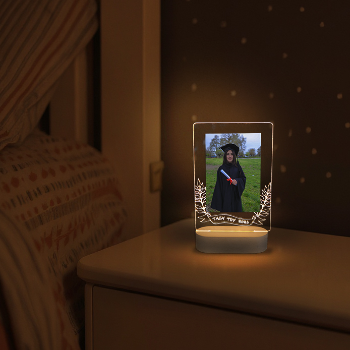 Κάθετο φωτιστικό plexiglass φυλλαράκια 2